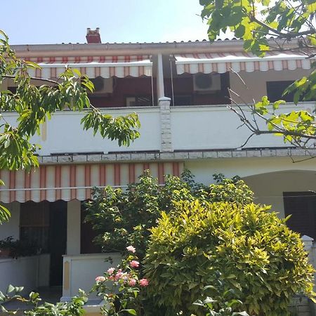 Apartman Marija Palit Exteriör bild
