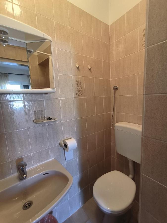 Apartman Marija Palit Exteriör bild
